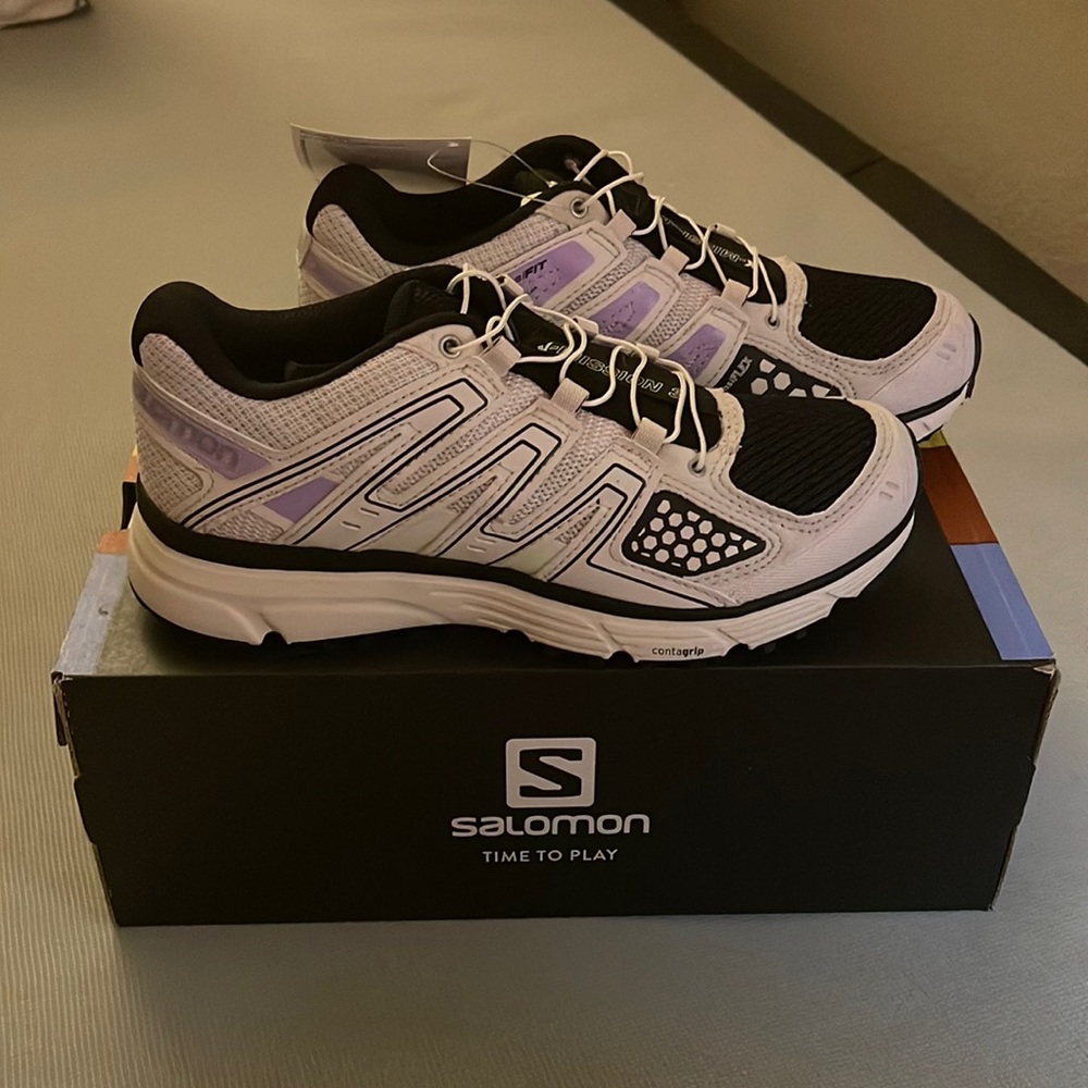 Brand New White Salomon Size 6 X-Mission 3